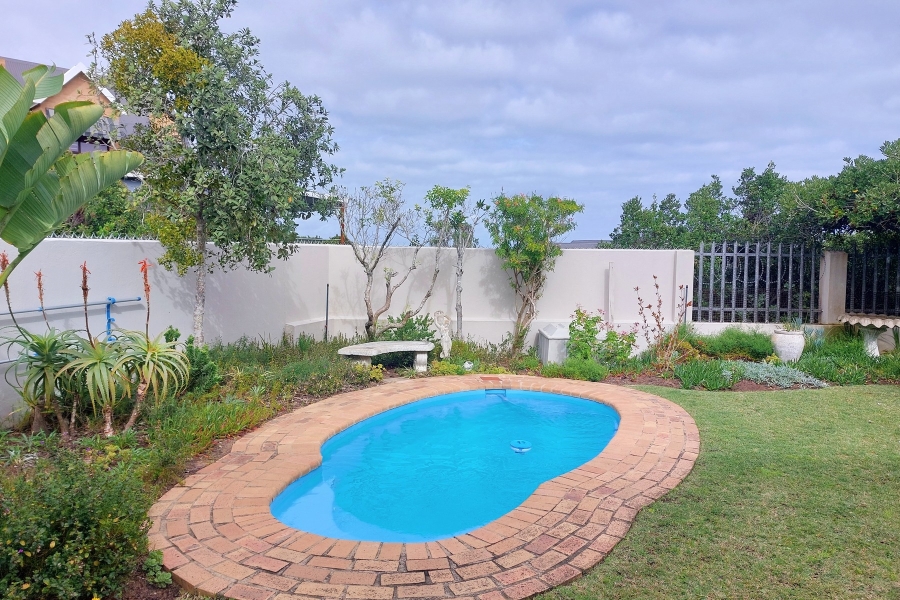 To Let 2 Bedroom Property for Rent in Cola Beach Western Cape